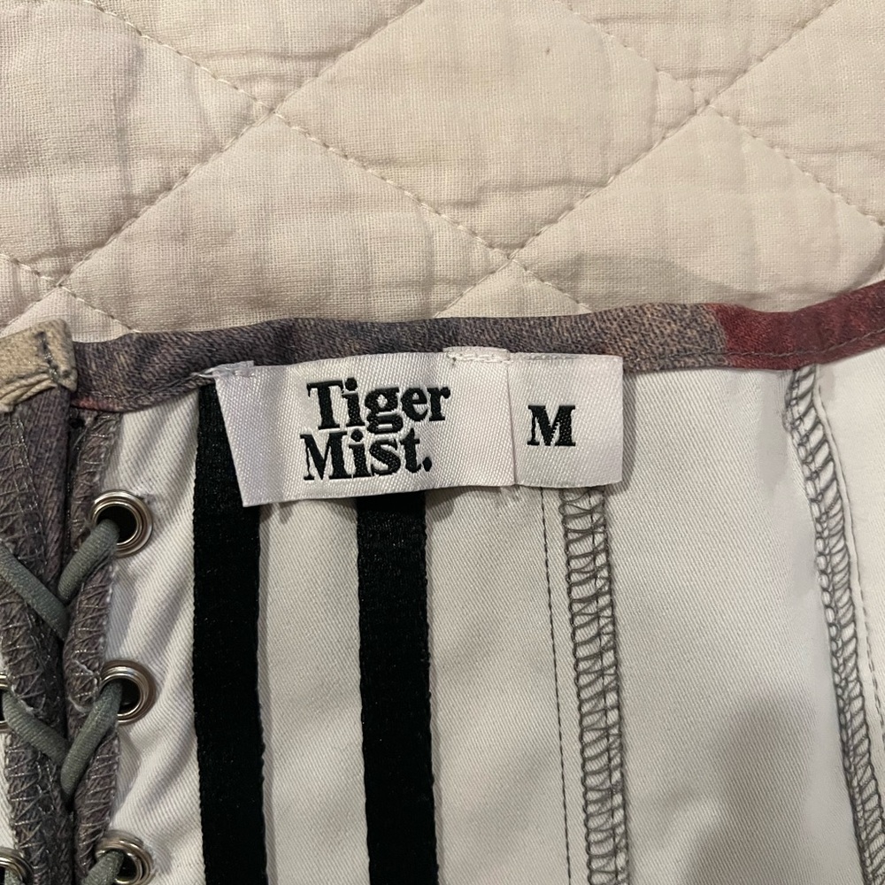 Tiger Mist Charcoal Corset Top - Picture 5 of 5